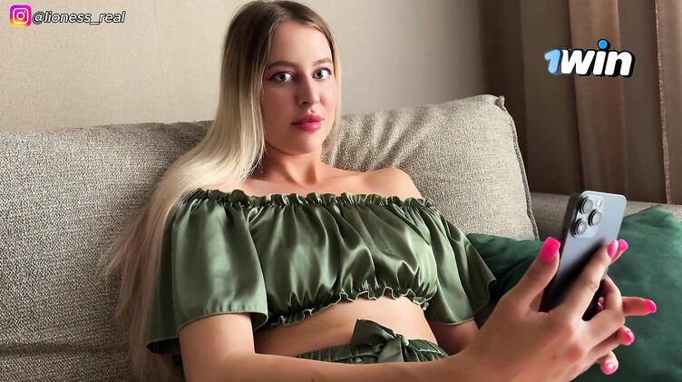 Брат чпокнул Милу в сексуальной пижаме