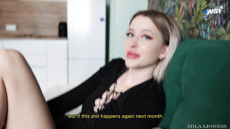 Опять оплачивает отсосом свою часть за аренду квартиры