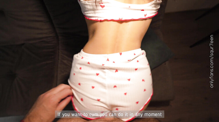 Сперма в киске: Мачеха со стоячими сиськами готовит пасынка к первому секс свиданию