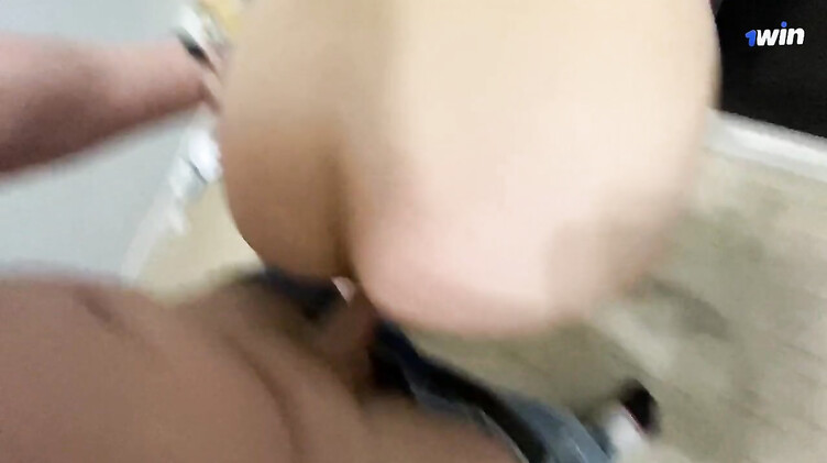 Реальная домашка с громкими криками и сливом на попку