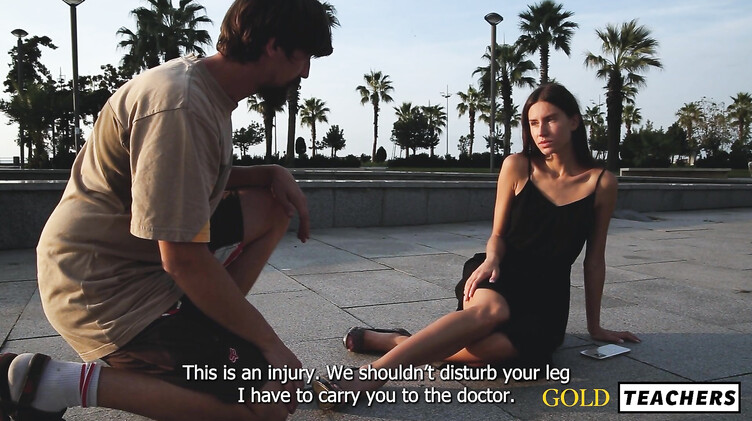 Бородатый девственник получил подарок судьбы - секс с красивой девушкой