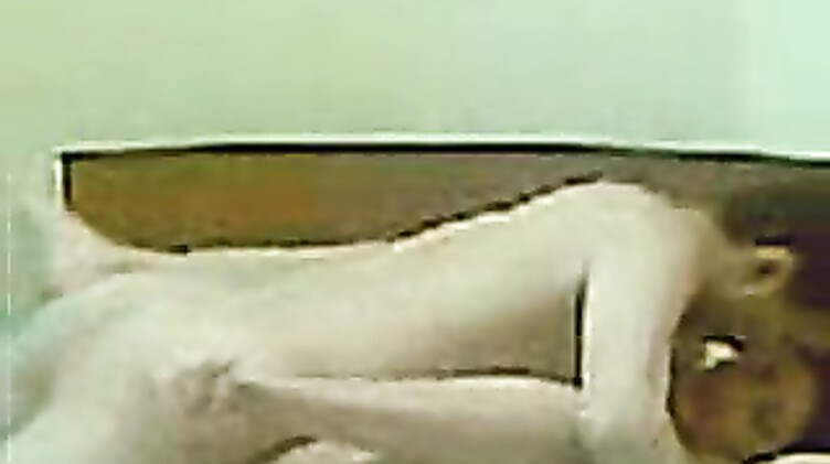 Бахром Якубов трахает 18-летнюю известную узбекскую актрису Диану Ягофарову из фильма "Суперневестка"