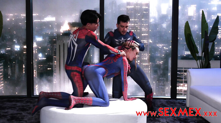 Lula Stocch: Человек-Паук и Капитан Америка ебут подружку паучка