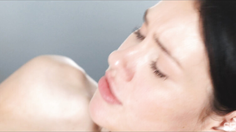 Matty: Нежный секс с оральными ласками после красивой прелюдии