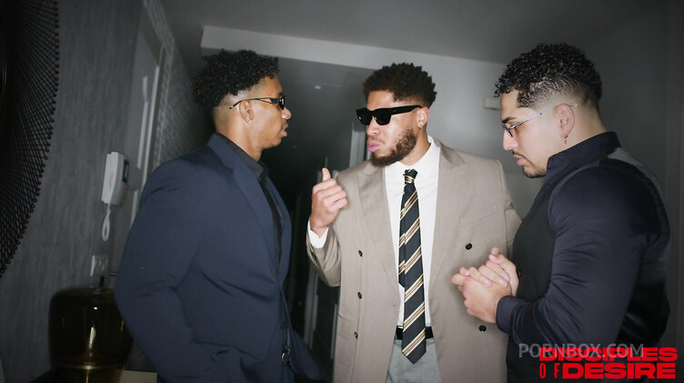 Вчетвером: Тройное проникновение черных хуев для Лили Филлипс